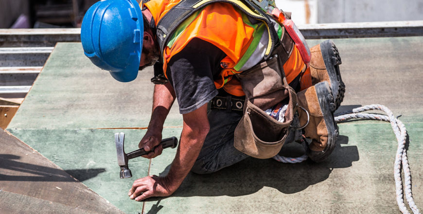 The Construction Health and Safety Basics course is designed to help construction workers identify common health and safety hazards that occur on a construction jobsite.