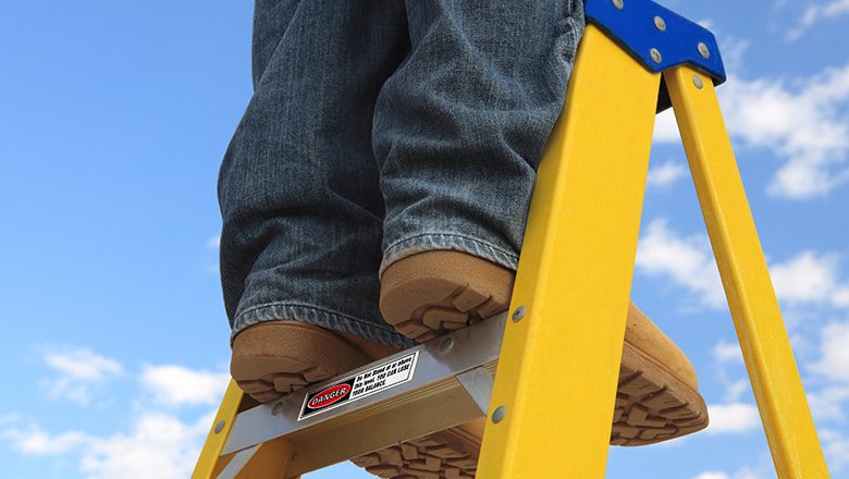 The Ladder Safety course by Essential Safety Services is designed to create awareness for how to safely use a ladder at home or on a construction worksite.